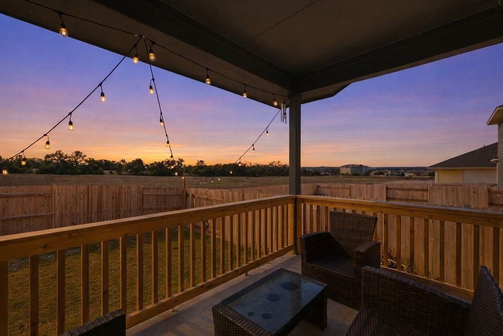 264 Denali WAY, Dripping Springs, TX 78620