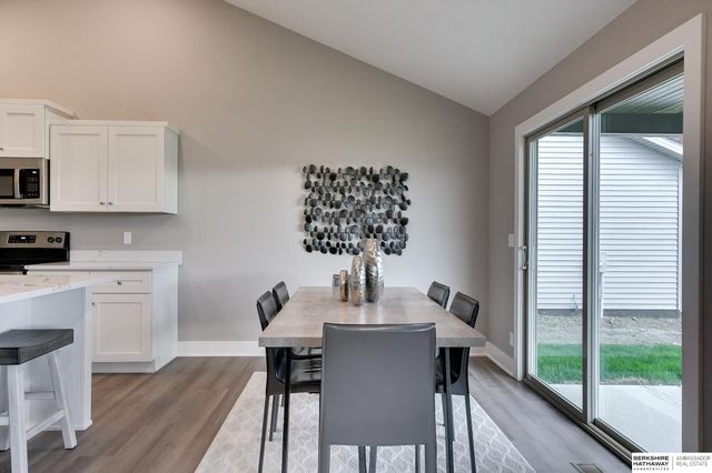 20052 Piney Creek Drive, Elkhorn, NE 68022