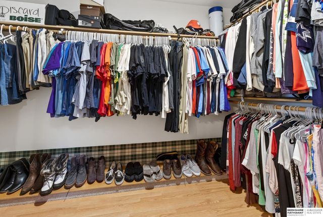 2009 Aberdeen Drive, Papillion, NE 68133