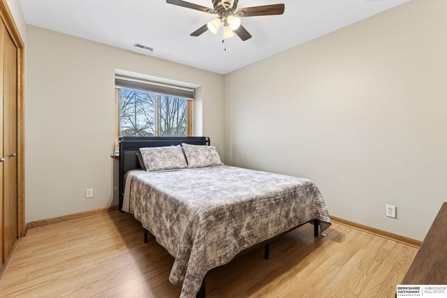 2009 Aberdeen Drive, Papillion, NE 68133