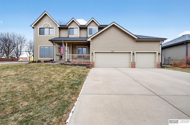 2009 Aberdeen Drive, Papillion, NE 68133