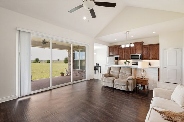 360 Private Road 4000, Gainesville, TX 76240