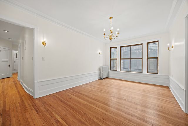 1223 E Hyde Park Boulevard 3, Chicago, IL 60615