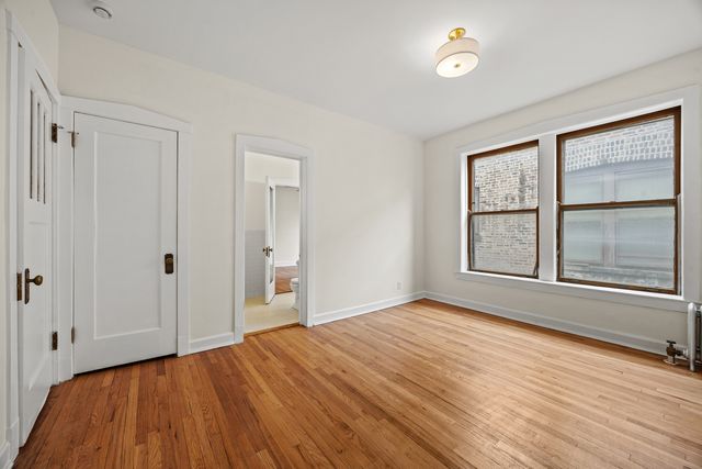 1223 E Hyde Park Boulevard 3, Chicago, IL 60615