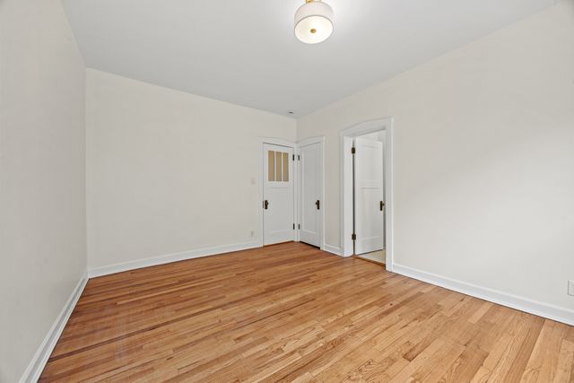 1223 E Hyde Park Boulevard 3, Chicago, IL 60615