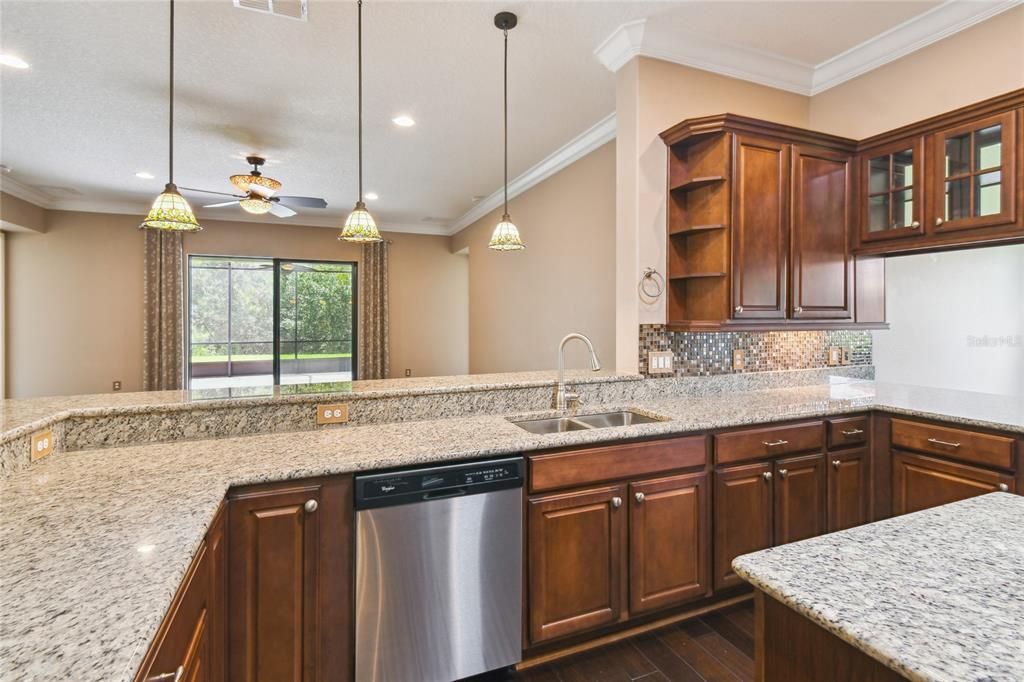 Image 15 of property listing at 448 FOUNTAIN VALLEY LN, Poinciana, FL 34759