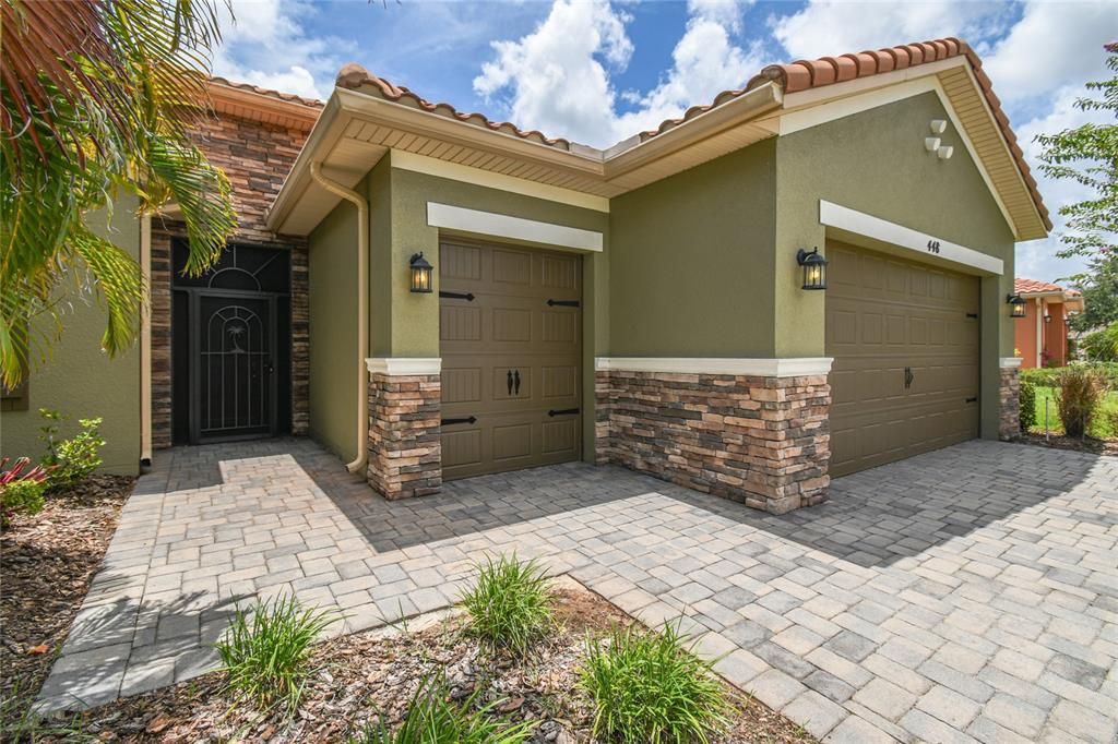 Image 2 of property listing at 448 FOUNTAIN VALLEY LN, Poinciana, FL 34759