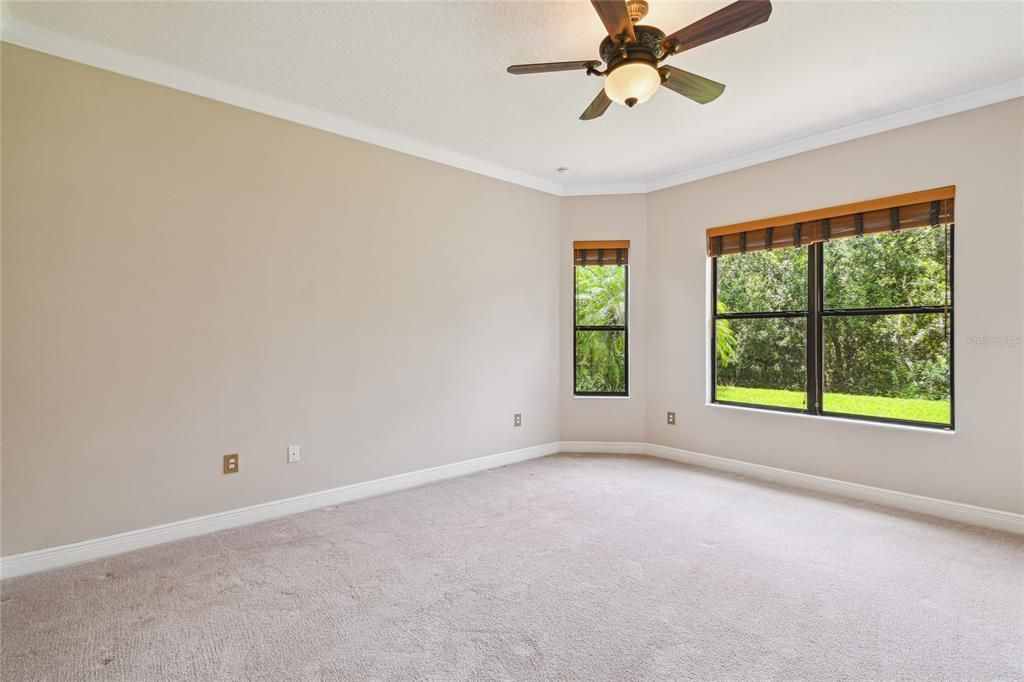Image 45 of property listing at 448 FOUNTAIN VALLEY LN, Poinciana, FL 34759