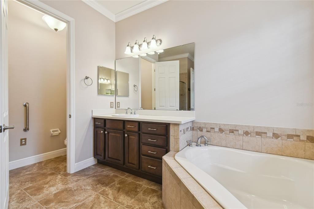 Image 49 of property listing at 448 FOUNTAIN VALLEY LN, Poinciana, FL 34759