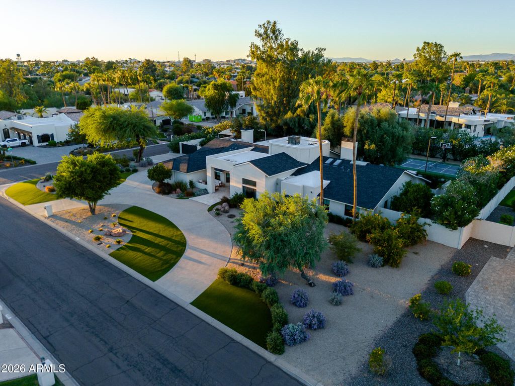 8230 E Wood Drive, Scottsdale, AZ 85260 — photo 2