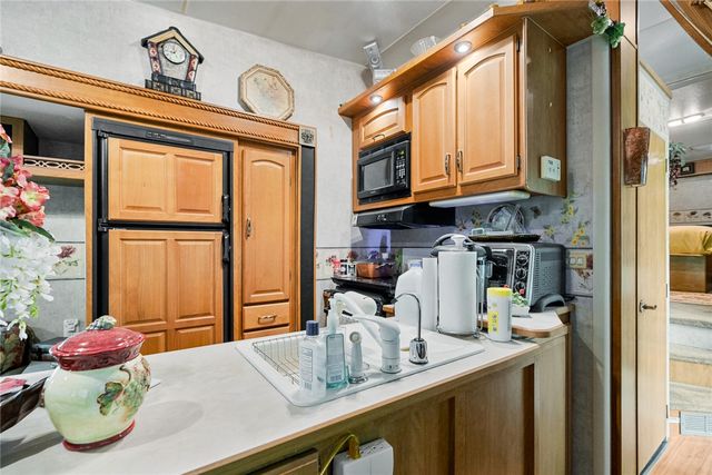 110 & 112 Whitby Way, Westminster, SC 29693