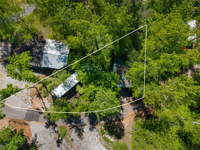110 & 112 Whitby Way, Westminster, SC 29693