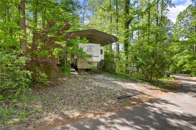 110 & 112 Whitby Way, Westminster, SC 29693