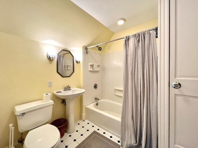 37 Gleason St, Medford, MA 02155