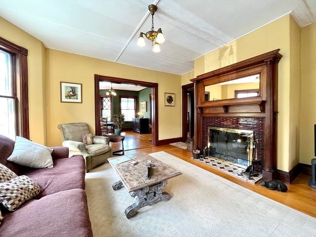 37 Gleason St, Medford, MA 02155