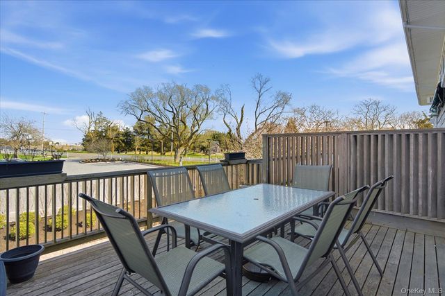3039 Mitchell Road, Westhampton Beach, NY 11978
