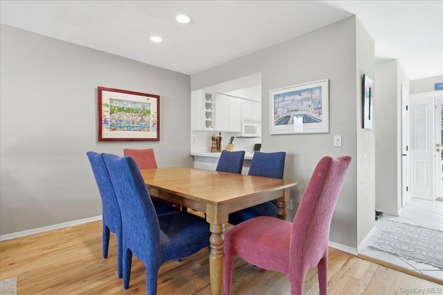 3039 Mitchell Road, Westhampton Beach, NY 11978