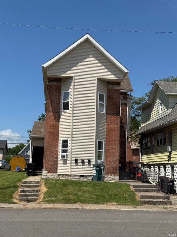 110 S Cowen Street, Garrett, IN 46738