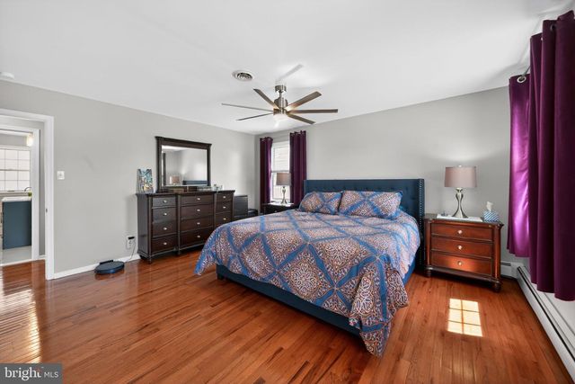 37 RIDLEY AVE, Aldan, PA 19018