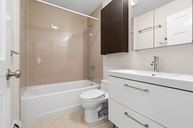 130 Union Park St 1, Boston, MA 02118