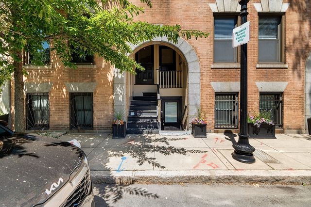 130 Union Park St 1, Boston, MA 02118