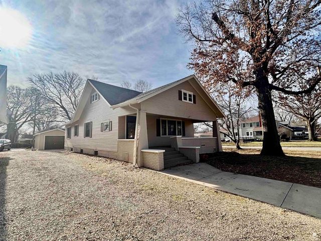 811 NW 2nd Street, Abilene, KS 67410