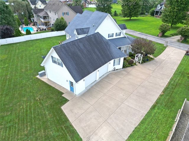 158 Lock Lane, Alum Creek, WV 25003