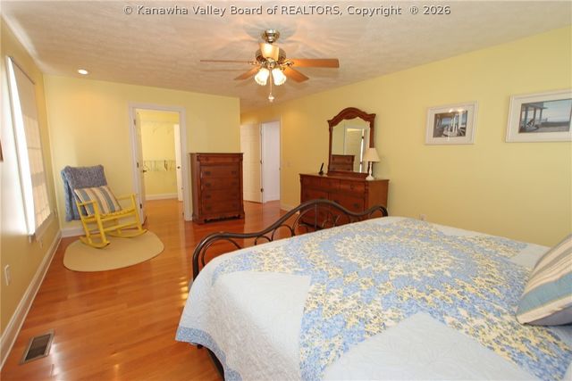 158 Lock Lane, Alum Creek, WV 25003