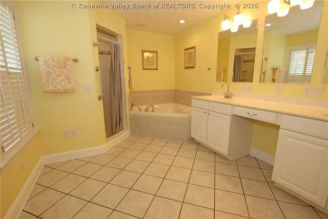 158 Lock Lane, Alum Creek, WV 25003