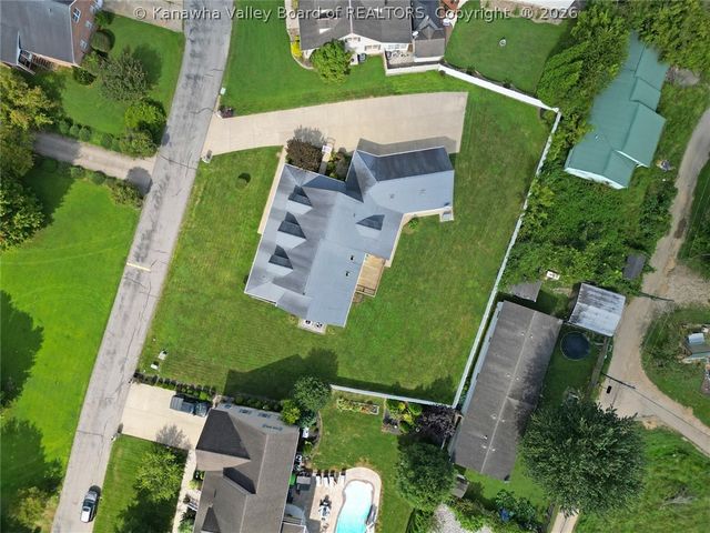 158 Lock Lane, Alum Creek, WV 25003