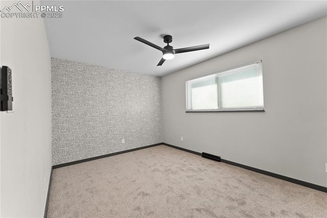 906 N Chelton Road, Colorado Springs, CO 80909