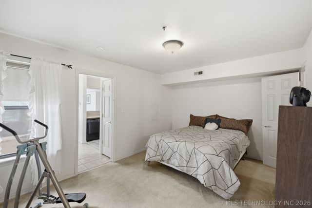 1904 E 66th Place C210, Tulsa, OK 74136
