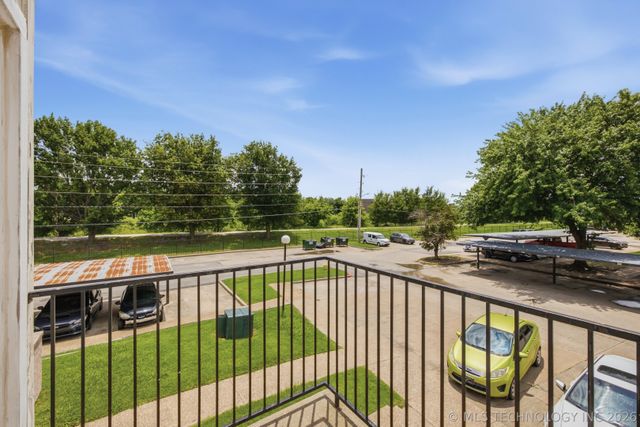 1904 E 66th Place C210, Tulsa, OK 74136