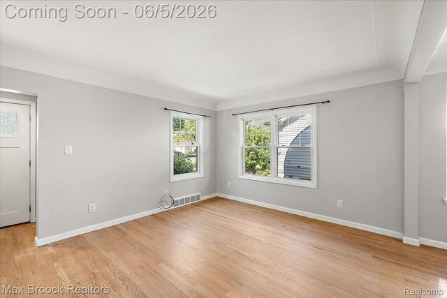 6431 Prairie Lawn, Waterford Charter Township, MI 48329