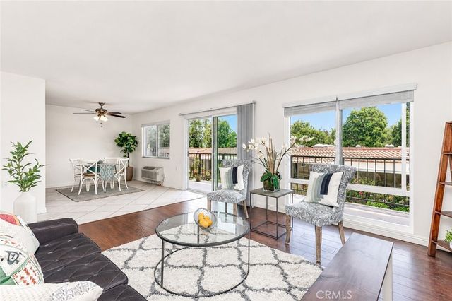 3300 Via Carrizo D, Laguna Woods, CA 92637