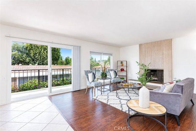 3300 Via Carrizo D, Laguna Woods, CA 92637