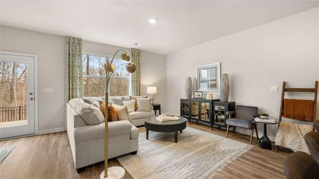 225 Sound Circle, Stockbridge, GA 30281