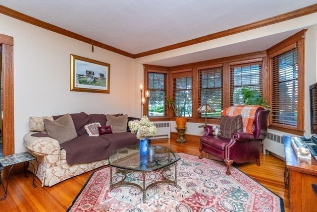 27 Richwood St, Boston, MA 02132