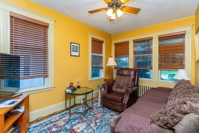 27 Richwood St, Boston, MA 02132