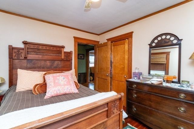 27 Richwood St, Boston, MA 02132