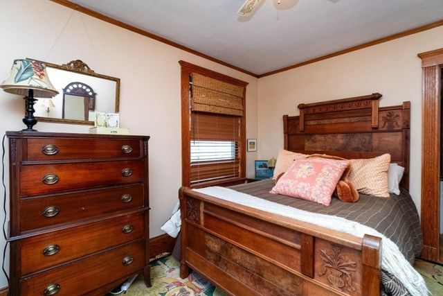 27 Richwood St, Boston, MA 02132