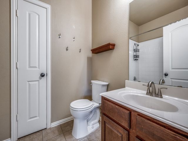 7003 Chittamwood Drive, Denton, TX 76208