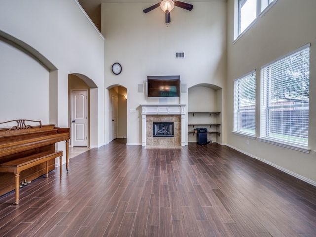 7003 Chittamwood Drive, Denton, TX 76208