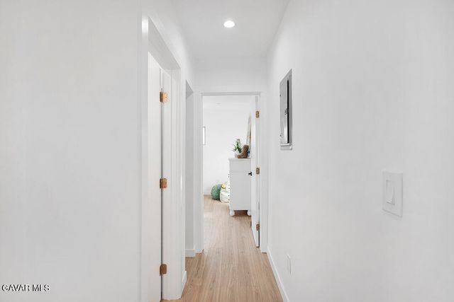 14868 Envoy Street, Sylmar, CA 91342