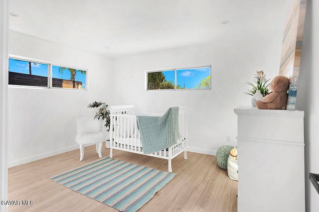 14868 Envoy Street, Sylmar, CA 91342