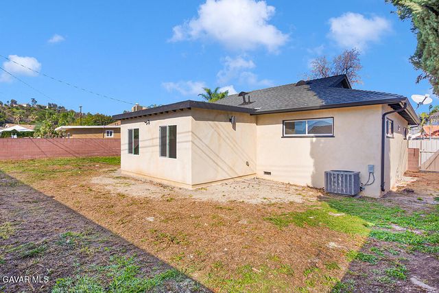 14868 Envoy Street, Sylmar, CA 91342