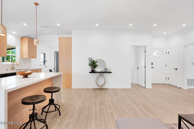 14868 Envoy Street, Sylmar, CA 91342