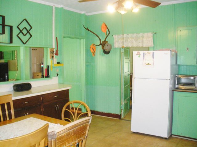 928 Lanai Ave, Lanai City, HI 96763