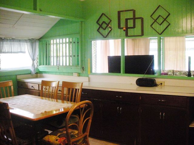 928 Lanai Ave, Lanai City, HI 96763