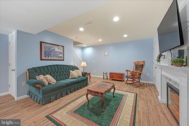 335 CINDY DR, Jonestown, PA 17038